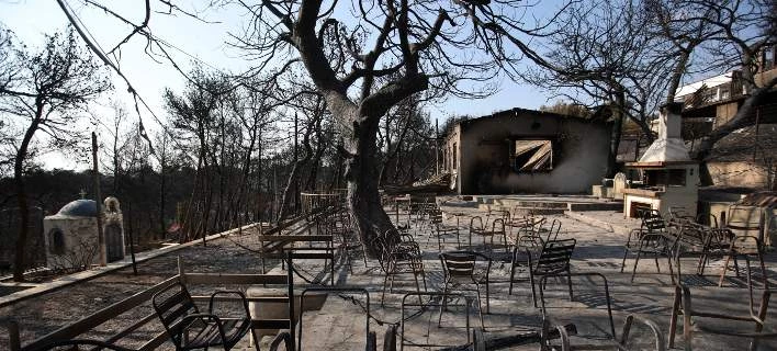 Η συγκλονιστική περιγραφή Βρετανής που βρέθηκε στην κόλαση στο Μάτι: Στη θάλασσα, ήταν σαν τον Τιτανικό (Εικόνες)